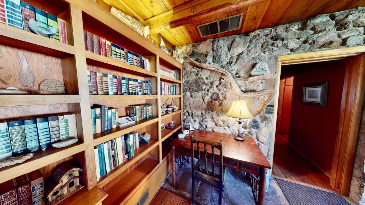 Pack Creek ~ Ranch House Villa Моуаб Екстериор снимка