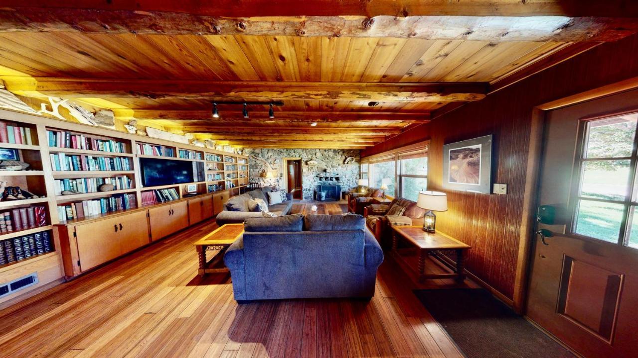 Pack Creek ~ Ranch House Villa Моуаб Екстериор снимка
