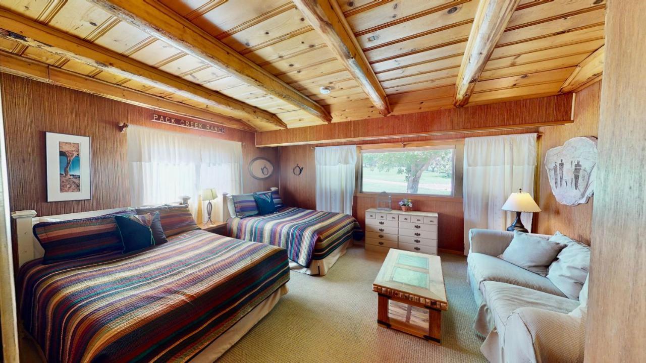 Pack Creek ~ Ranch House Villa Моуаб Екстериор снимка